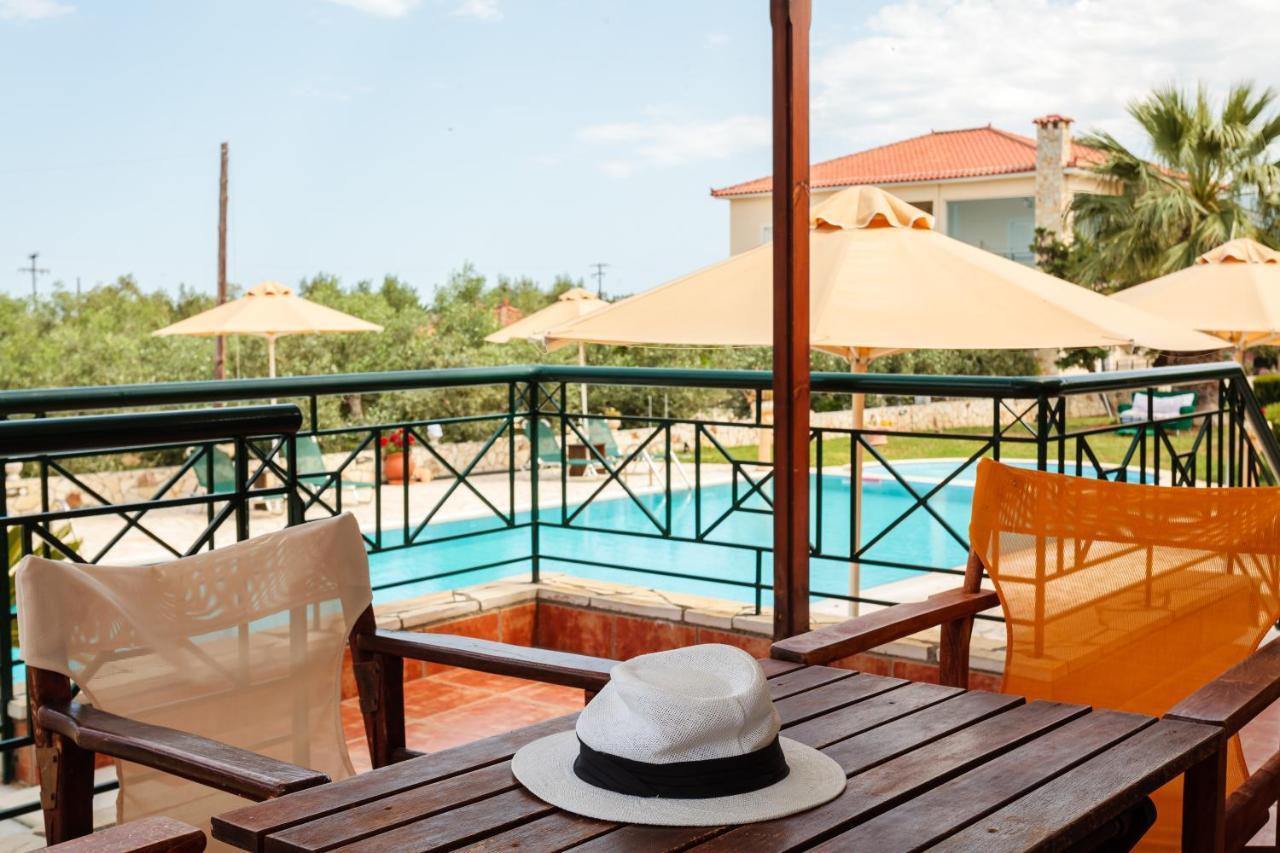 Dukes Poolside Houses Parálion Ástros 外观 照片