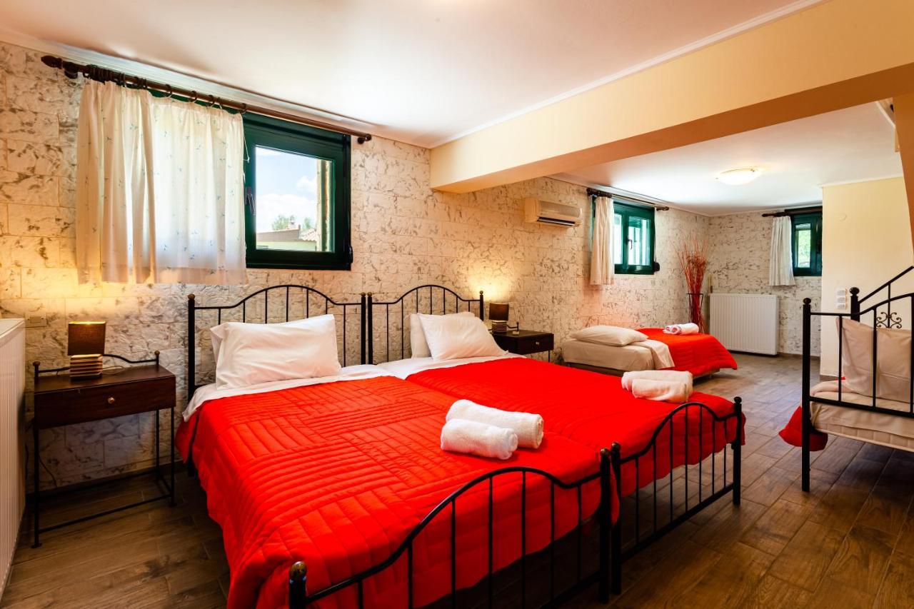 Dukes Poolside Houses Parálion Ástros 外观 照片