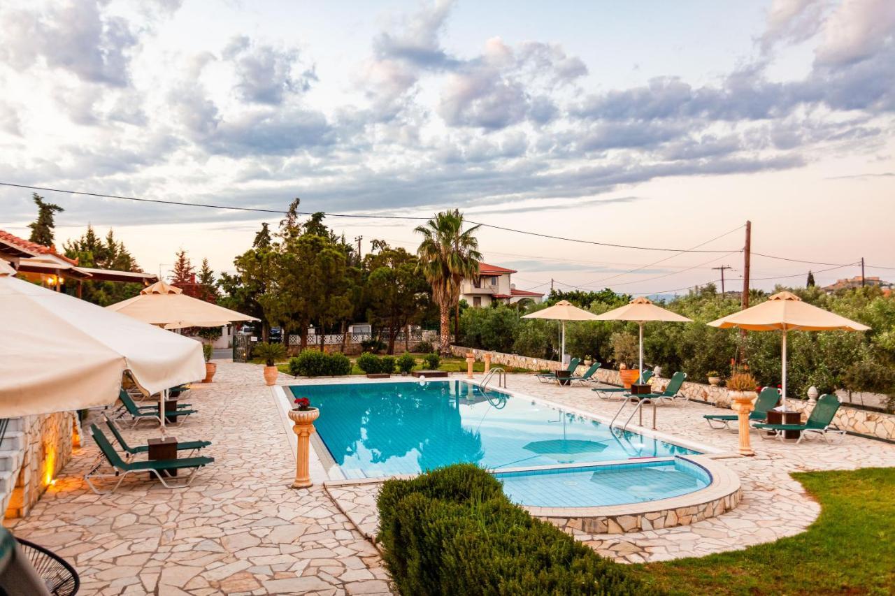 Dukes Poolside Houses Parálion Ástros 外观 照片