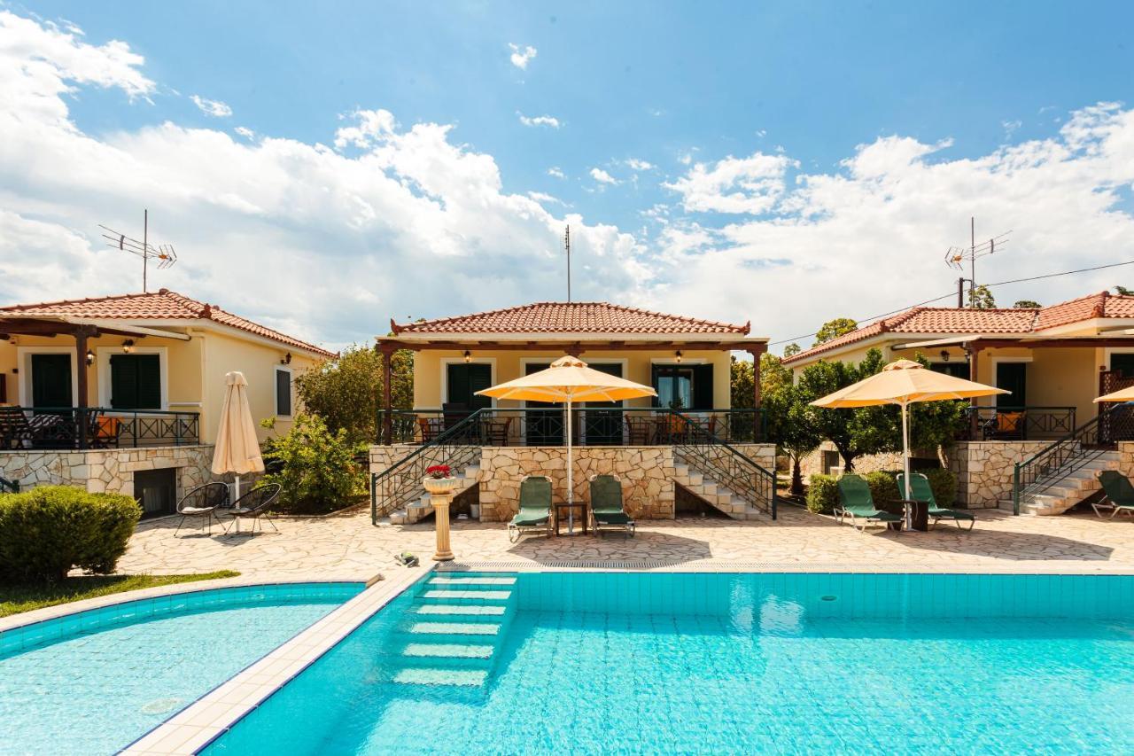 Dukes Poolside Houses Parálion Ástros 外观 照片