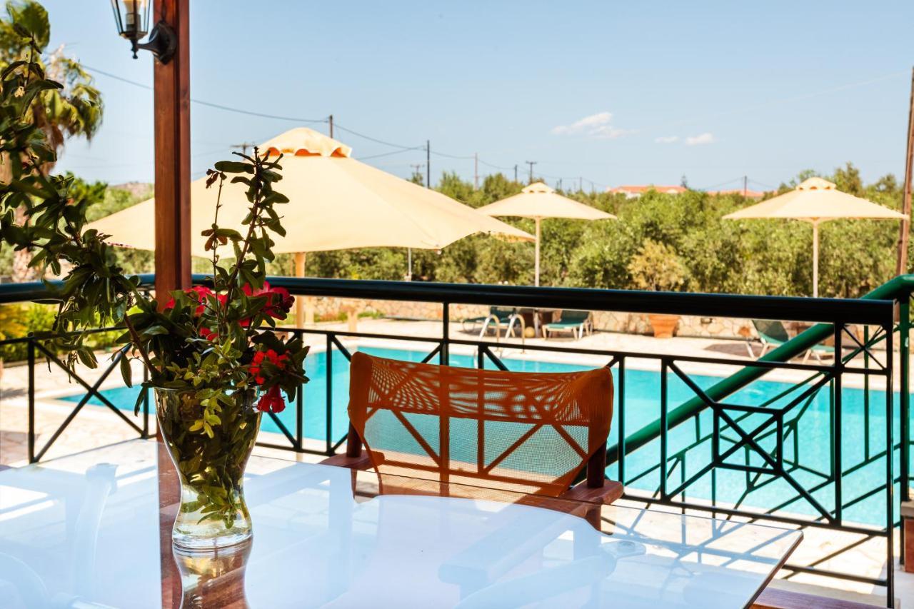 Dukes Poolside Houses Parálion Ástros 外观 照片