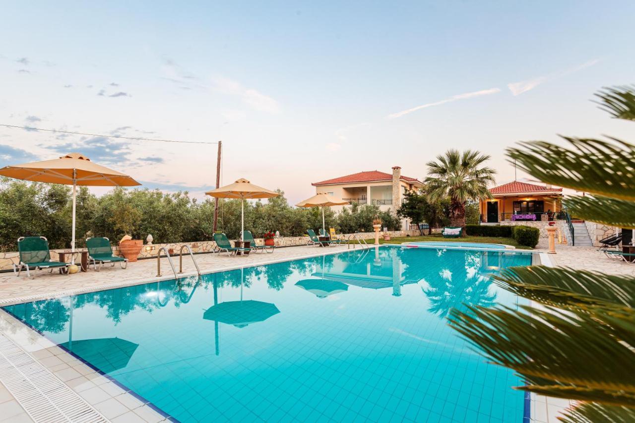 Dukes Poolside Houses Parálion Ástros 外观 照片