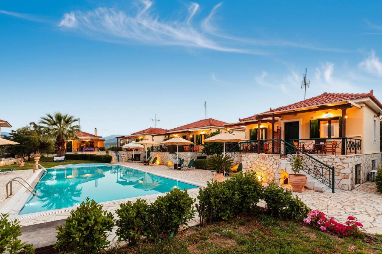 Dukes Poolside Houses Parálion Ástros 外观 照片