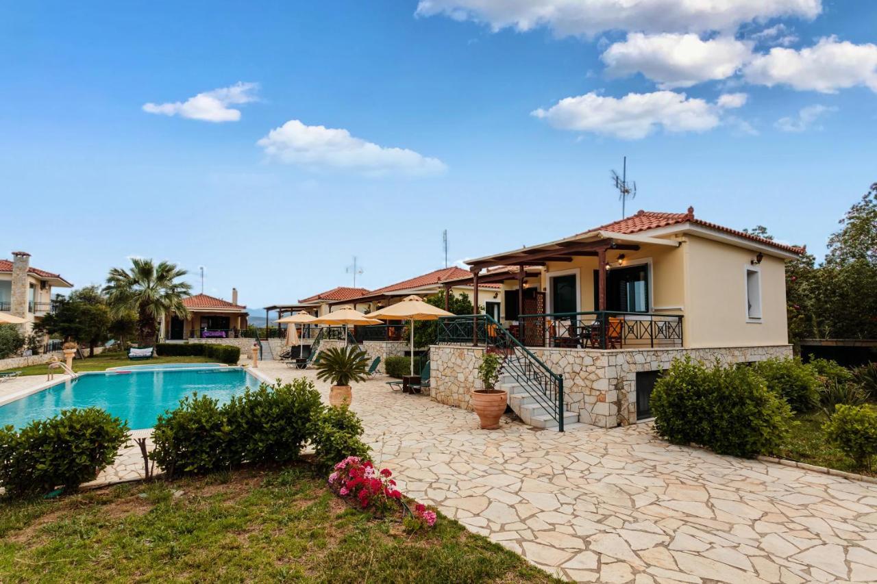 Dukes Poolside Houses Parálion Ástros 外观 照片